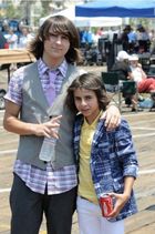 Moises Arias : TI4U_u1216595525.jpg