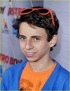 Moises Arias : moisesarias_1256057596.jpg