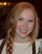 Molly C. Quinn : molly-c-quinn-1383428452.jpg