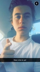 Nash Grier : nash-grier-1429109101.jpg