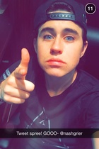 Nash Grier : nash-grier-1429844401.jpg