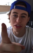 Nash Grier : nash-grier-1431877681.jpg