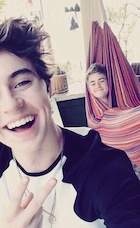 Nash Grier : nash-grier-1450229401.jpg