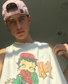 Nash Grier : nash-grier-1479603601.jpg