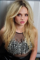 Natalie Alyn Lind : natalie-alyn-lind-1449429074.jpg