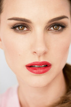 Natalie Portman : natalie-portman-1393687076.jpg