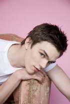 Nicholas Hoult : nicholas_hoult_1259349579.jpg