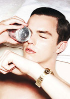 Nicholas Hoult : nicholas_hoult_1259350613.jpg