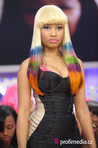 Nicki Minaj : nicki-minaj-1335247734.jpg