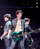 Nick Jonas : TI4U_u1246089646.jpg