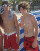 Nick Jonas : TI4U_u1298485295.jpg