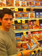 Nick Jonas : nick-jonas-1320086523.jpg