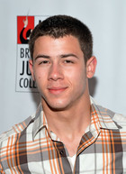 Nick Jonas : nick-jonas-1338926447.jpg