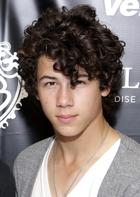 Nick Jonas : nick-jonas-1365645719.jpg