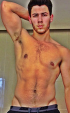 Nick Jonas : nick-jonas-1380383788.jpg