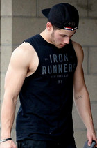 Nick Jonas : nick-jonas-1395505660.jpg