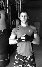 Nick Jonas : nick-jonas-1398220452.jpg