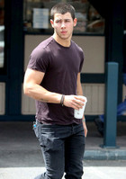 Nick Jonas : nick-jonas-1399772554.jpg