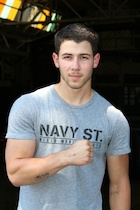 Nick Jonas : nick-jonas-1476250266.jpg