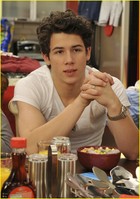 Nick Jonas : nickjonas_1250119737.jpg