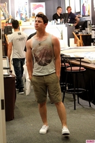 Nick Jonas : nickjonas_1303421360.jpg