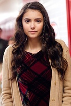 Nina Dobrev : nina-dobrev-1380126436.jpg