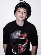 Noah Schnapp : noah-schnapp-1525898521.jpg