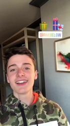 Noah Schnapp : noah-schnapp-1576544447.jpg