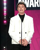 Noah Schnapp : noah-schnapp-1682532689.jpg