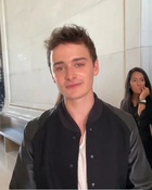 Noah Schnapp : noah-schnapp-1685029431.jpg