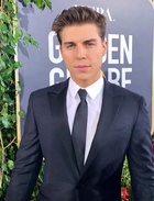 Nolan Gerard Funk : nolan-gerard-funk-1546914482.jpg