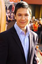 Oliver James : oliver_james_1179188392.jpg