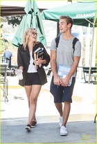 Olivia Holt : TI4U1422381327.jpg