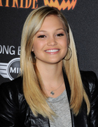 Olivia Holt : olivia-holt-1381528321.jpg