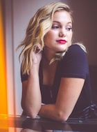 Olivia Holt : olivia-holt-1478193528.jpg