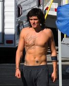 Orlando Bloom : orlando_bloom_1294951652.jpg