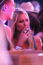 Paris Hilton : paris-hilton-1314375652.jpg