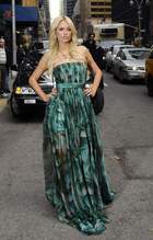 Paris Hilton : paris-hilton-1330979248.jpg