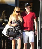 Paris Hilton : paris-hilton-1358626551.jpg