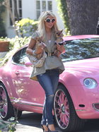 Paris Hilton : paris-hilton-1378489459.jpg