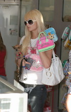 Paris Hilton : parishilton_1255241447.jpg