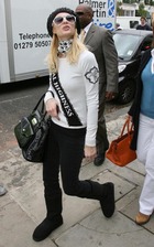 Paris Hilton : parishilton_1255326771.jpg