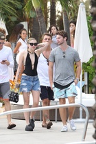 Patrick Schwarzenegger : TI4U1417807555.jpg