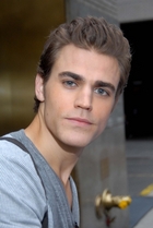 Paul Wesley : paulwesley_1253474650.jpg