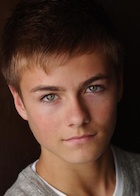 Peyton Meyer : peyton-meyer-1456966948.jpg