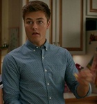 Peyton Meyer : peyton-meyer-1601139123.jpg