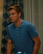 Peyton Meyer : peyton-meyer-1676160174.jpg