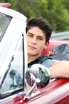 Rahart Adams : rahart-adams-1435154433.jpg