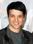 Ralph Macchio : ralph_macchio_1301644064.jpg