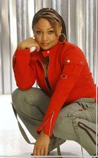 Raven-Symoné : raven-symon-1330794692.jpg